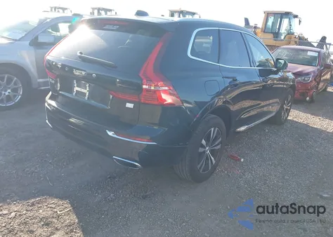 2021 Volvo Xc60 Recharge Plug-In Hybrid T8 Inscription Expression from USA, damaged, VIN YV4BR0DK8M1768946